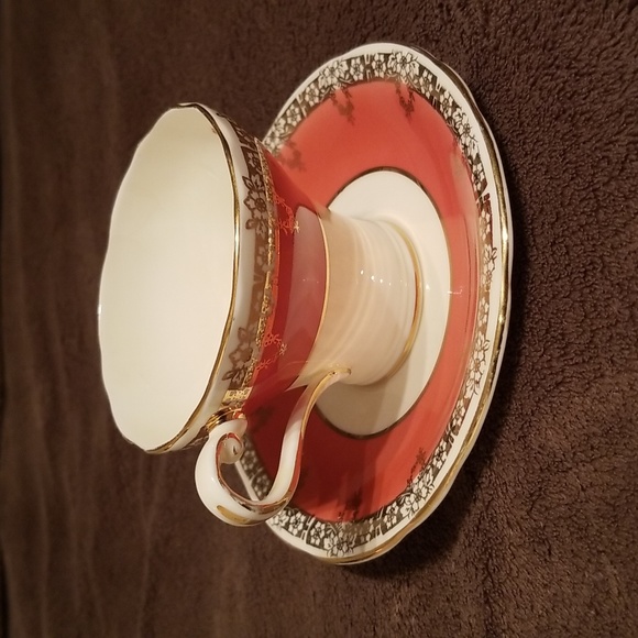 Aynsley Vintage C568 Teacup & Saucer Set Bone China Floral / Salmon, gold - Picture 4 of 17